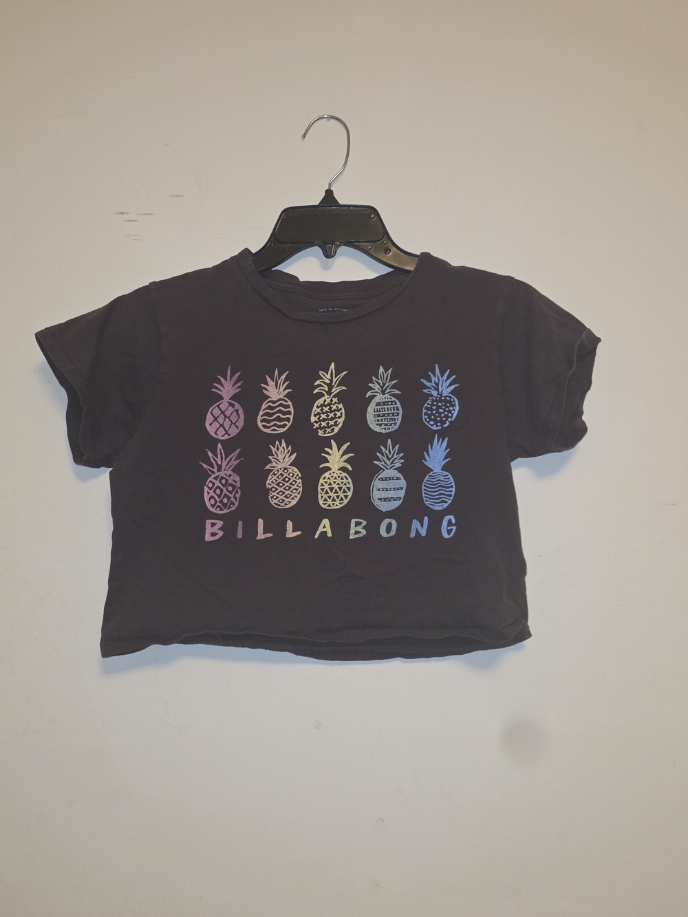 Billabong Black Crop Tee with Rainbow Pineapple Row